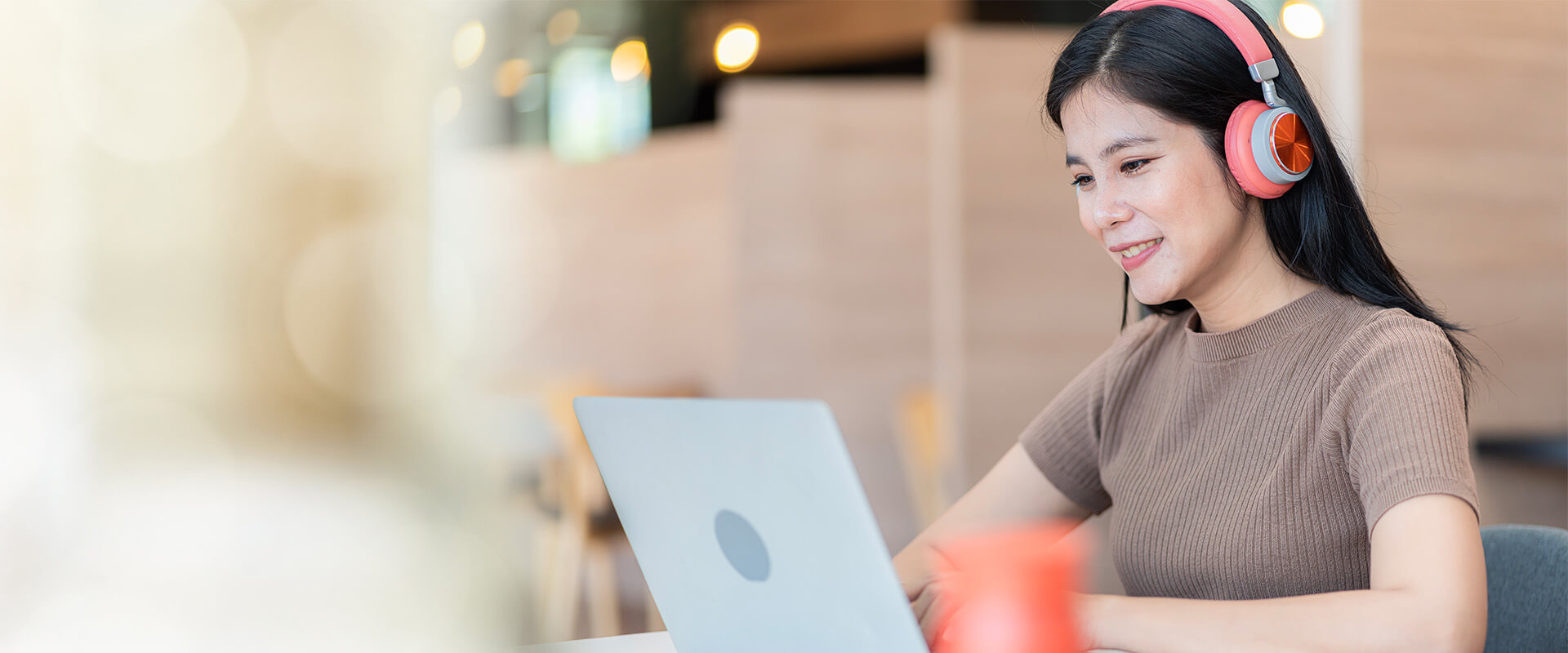 Lady and laptop